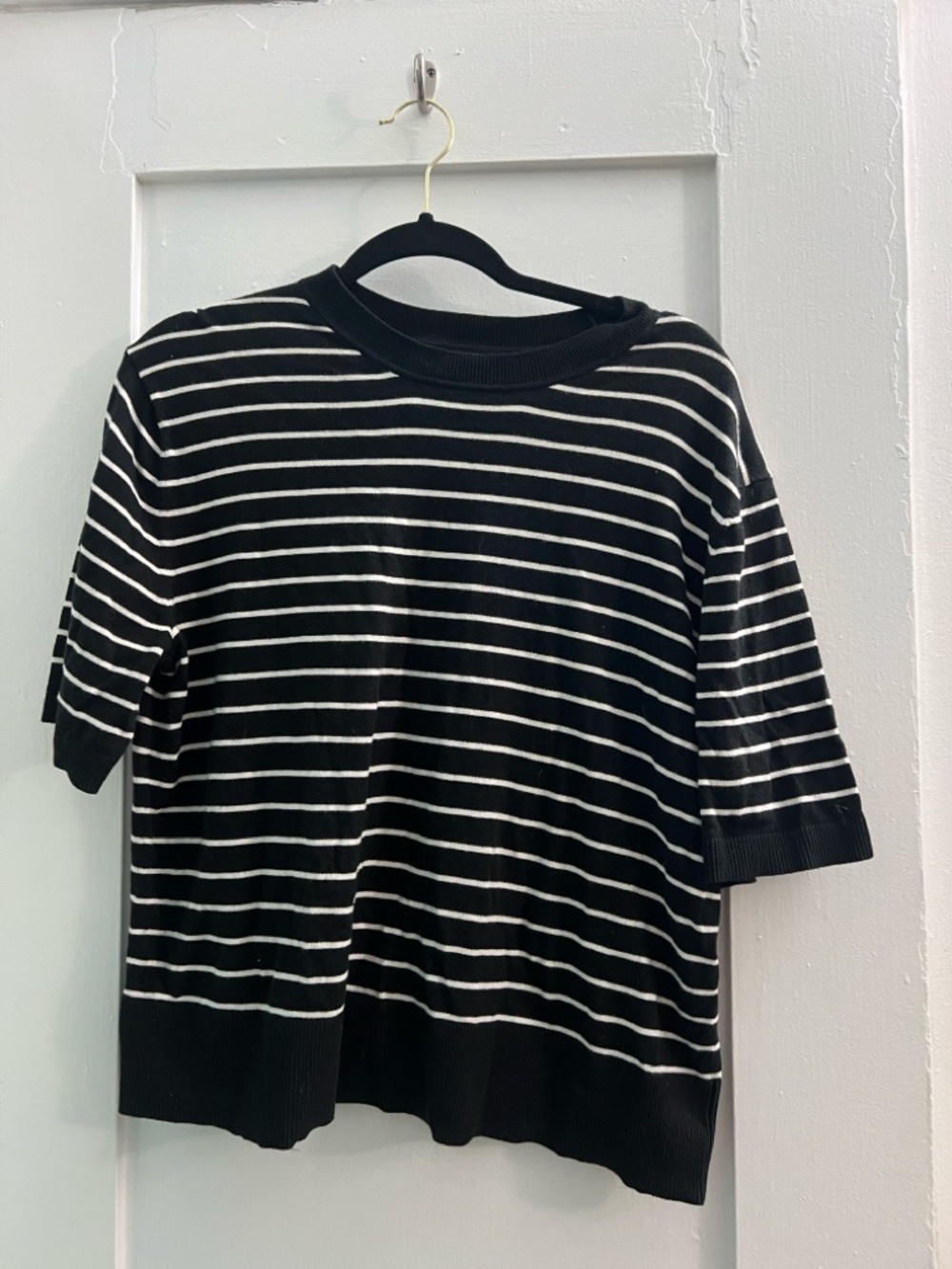 Banana Republic Black & White Striped Short-Sleeve Knit Top